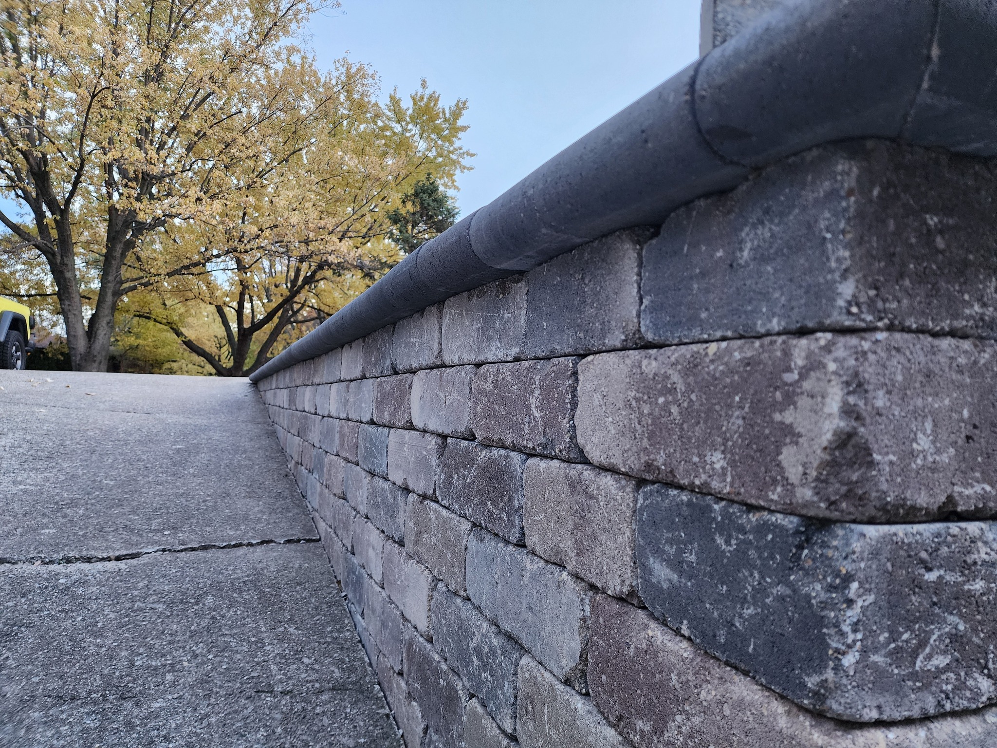 Retaining Walls & Hardscapes